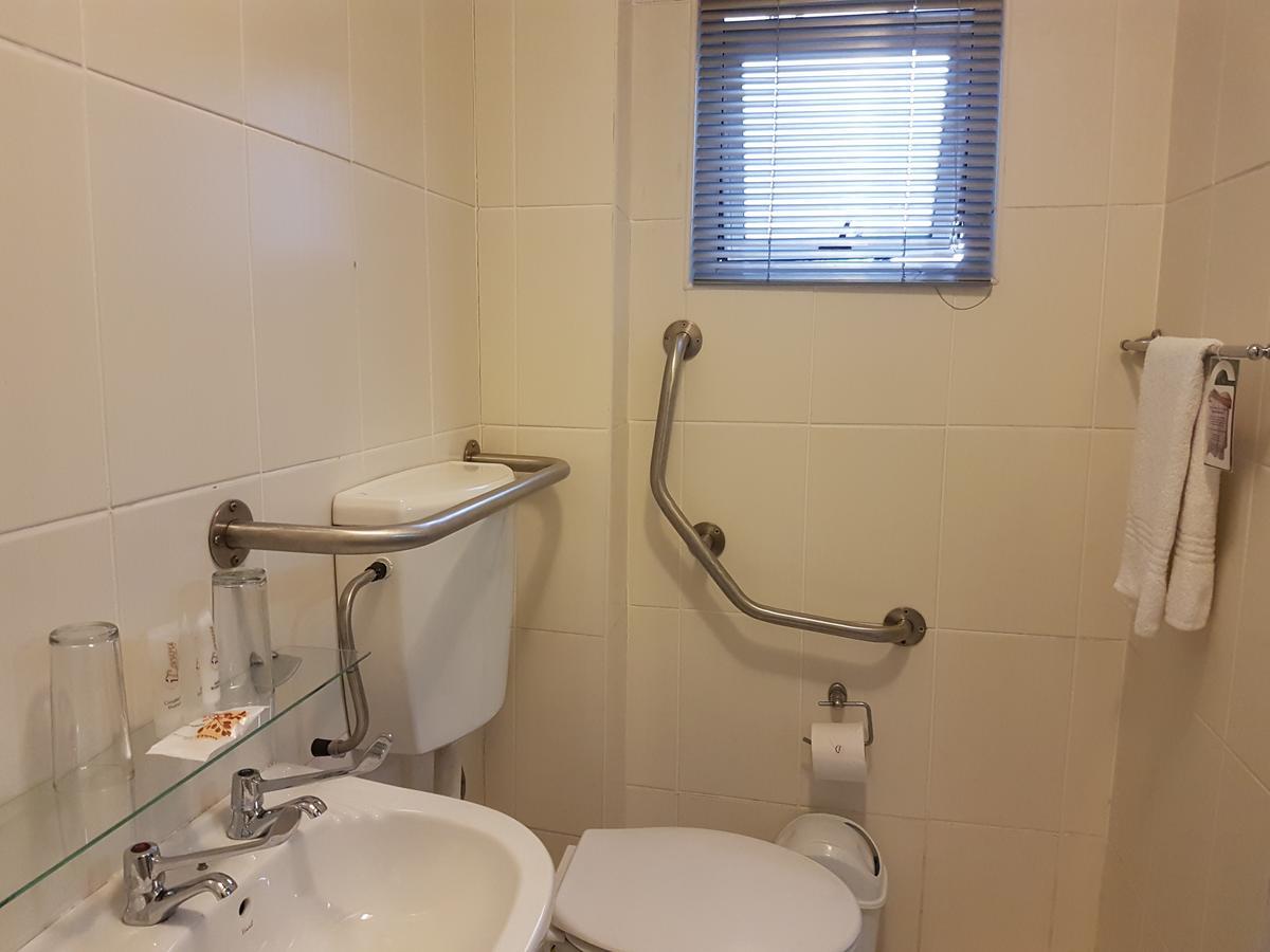 Ilawu Hotel Pietermaritzburg Bagian luar foto