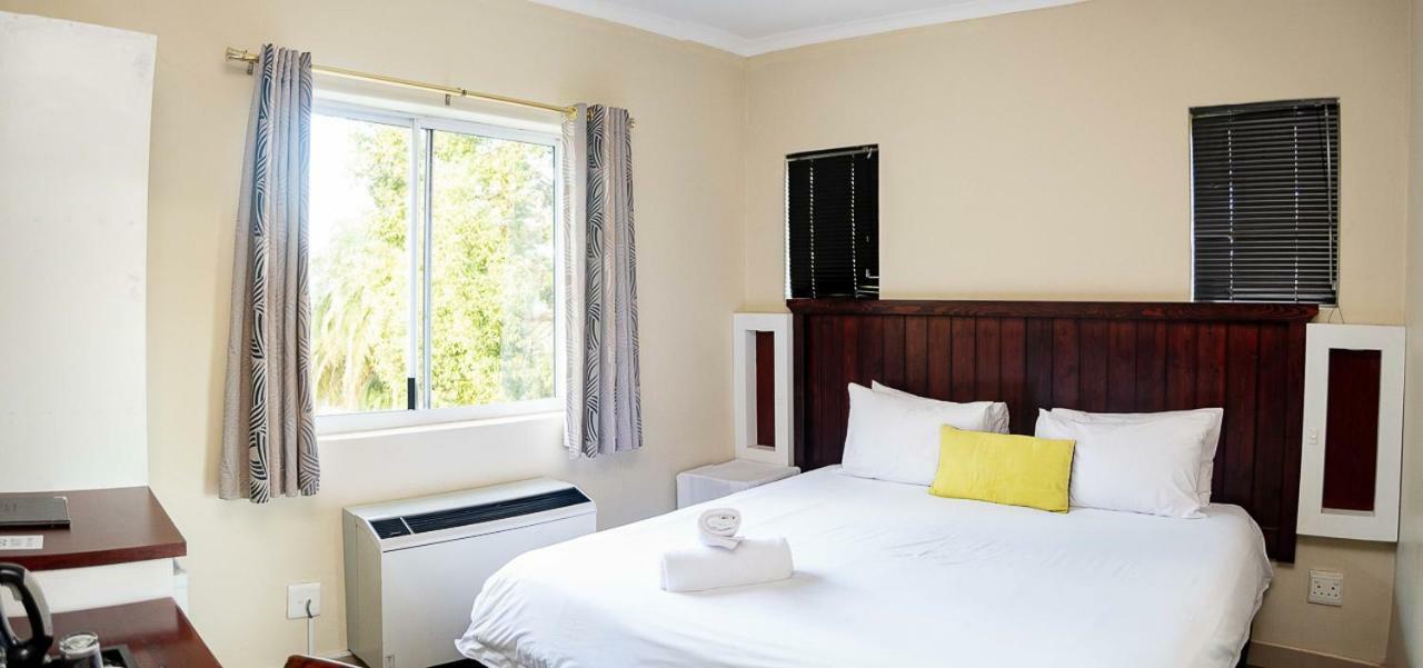 Ilawu Hotel Pietermaritzburg Bagian luar foto